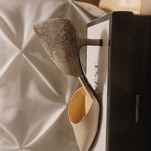 Off White Cute Shoes with a Kitten Heel